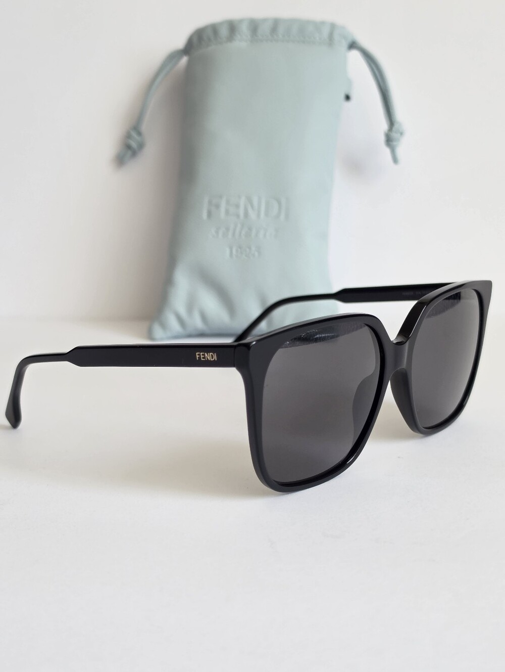 Women's Fendi Fine 59mm Geometric Square Statement Sunglasses